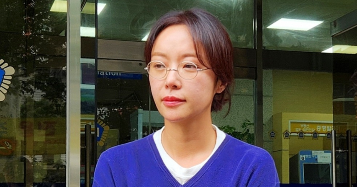Tangis Hwang Jung Eum, Divonis Hukuman Percobaan Atas Kasus Penggelapan Dana