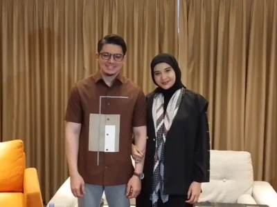 Istri Irwansyah, Zaskia Sungkar ngidam mangga muda di awal semester kehamilan kedua. (Foto: Bayu/Nyata)