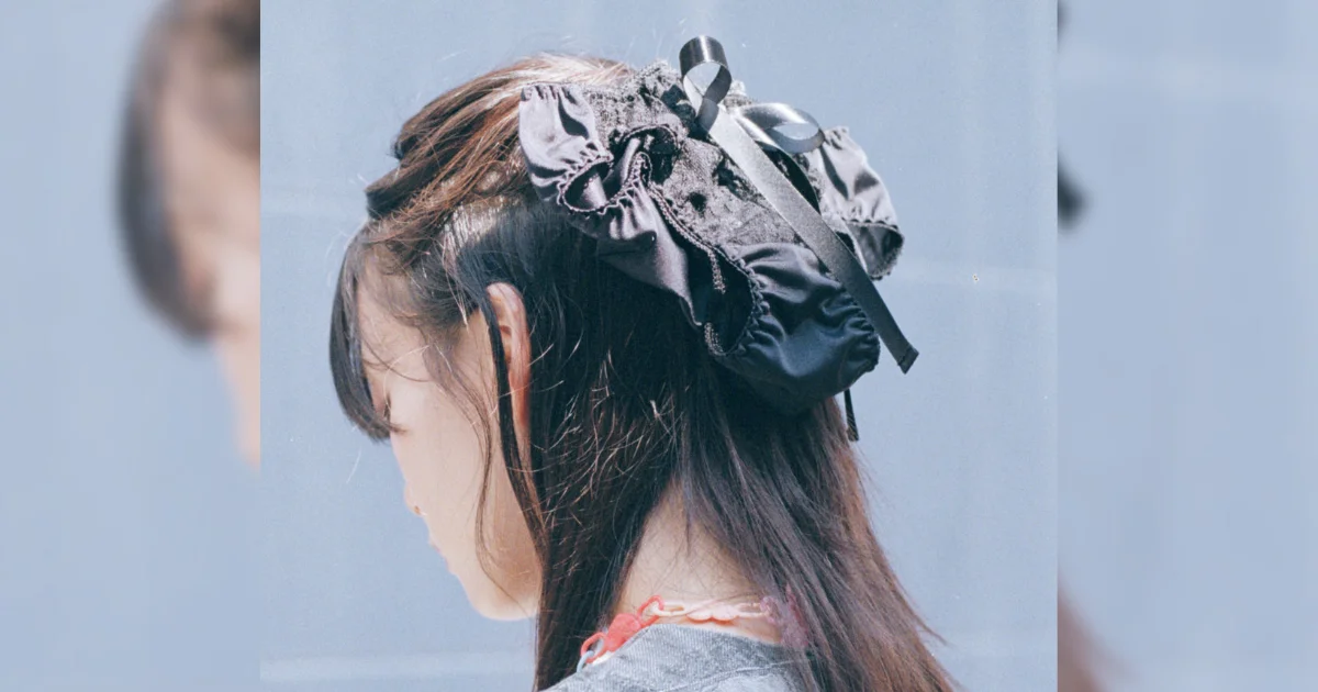 Brand Jepang Bikin Jepit Rambut dari Celana Dalam Seharga Rp1,9 Juta