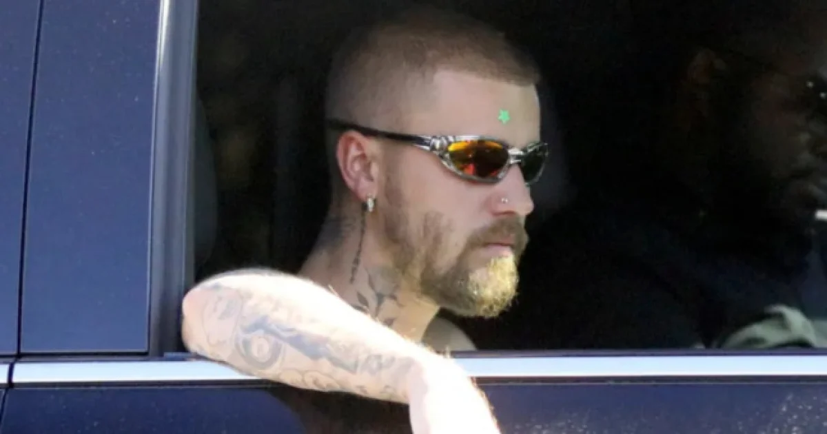 Pamer Brewok Lebat, Justin Bieber Bikin Penggemar Heboh