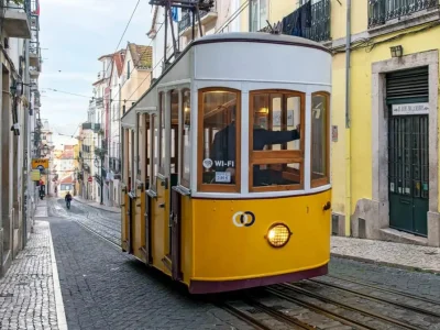 Kereta gantung portugal. Foto : Petr Svarc/UCG/Universal Images Group