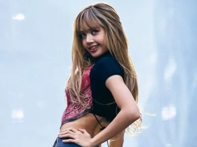 Lisa BLACKPINK memenangkan Best K-Pop di MTV VMA 2025. Foto: Dok. Instagram @lalalalisa_m