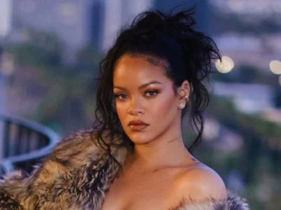 Rihanna melahirkan anak ke tiga. Foto: Dok. Instagram @badgalriri