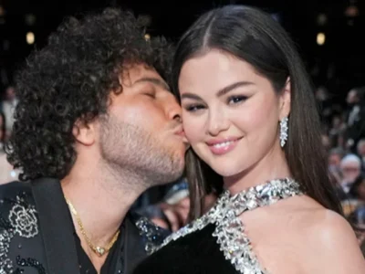 Selena Gomez dan Benny Blanco akan segera menikah. Foto: Dok. Jordan Strauss/AP