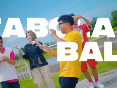 5 Lagu Indonesia Timur yang viral di TikTok. Termasuk Tabola Bale. (Foto: YouTube/Silet Open Up)