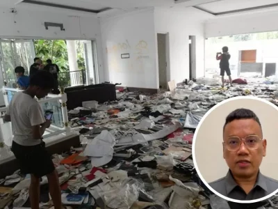 Kondisi rumah Uya Kuya. Foto: Instagram