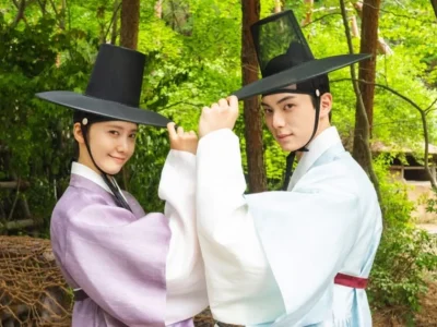 Yoona SNSD dan Lee Chae Min, pemeran drakor 'Bon Appetit, Your Majesty'. Foto: Dok. Instagram @tvn_drama