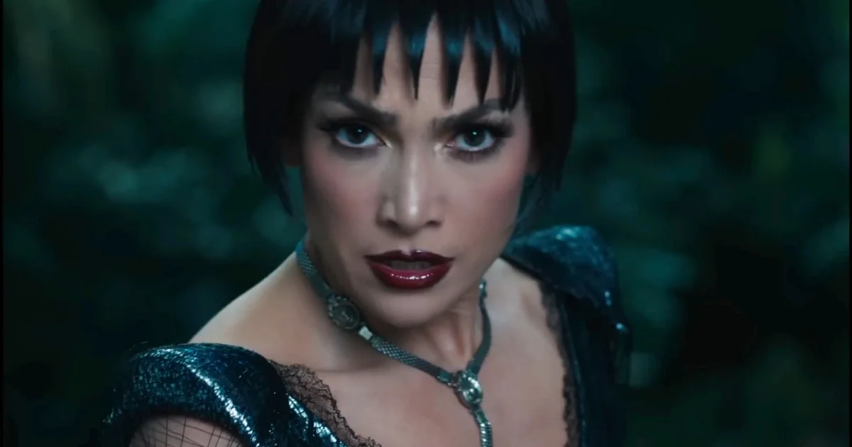 Jennifer Lopez Menari dengan Gaun 22 Kg di Film ‘Kiss of the Spider Woman’