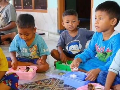 Ilustrasi Anak mengonsumsi makan bergizi gratis. Foto : Instagram/badangizinasional.ri