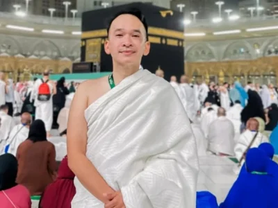 Ruben Onsu umrah (Foto: Instagram/ruben_onsu)