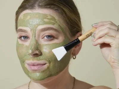 Sleeping mask dengan bahan alami (Ilustrasi: Pinterest/PERL Cosmetic)