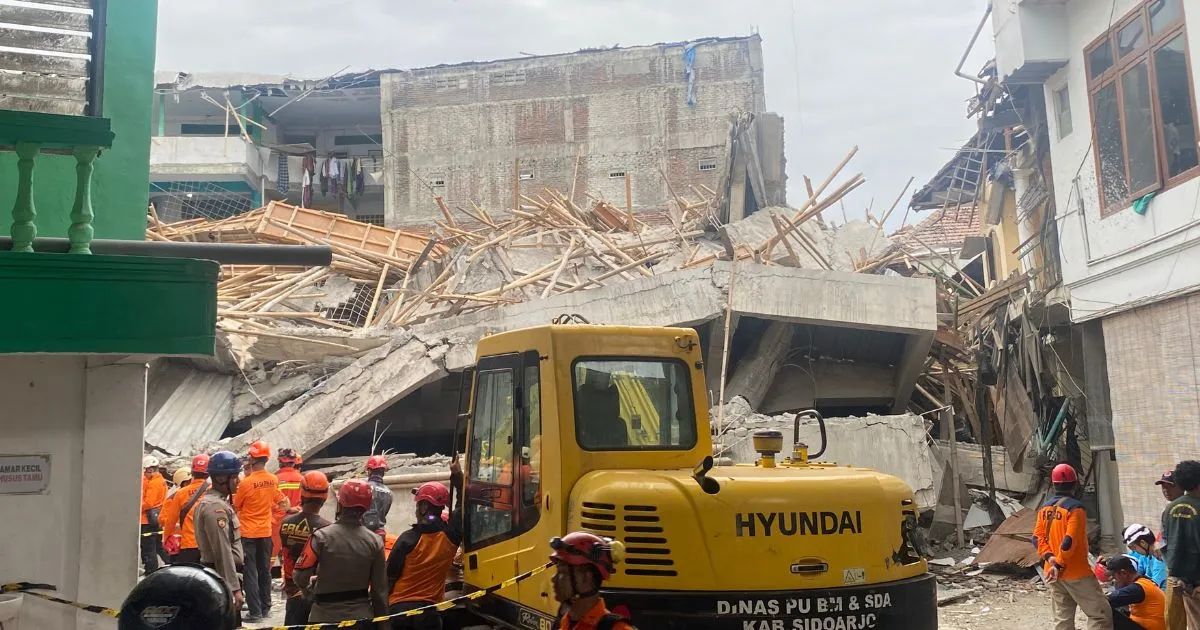 59 Korban Masih Terjebak, Reruntuhan Bangunan Ponpes Al Khoziny Akhirnya Dibongkar