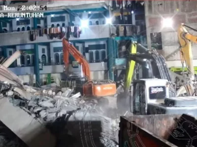 Proses evakuasi korban. Foto : Istimewa