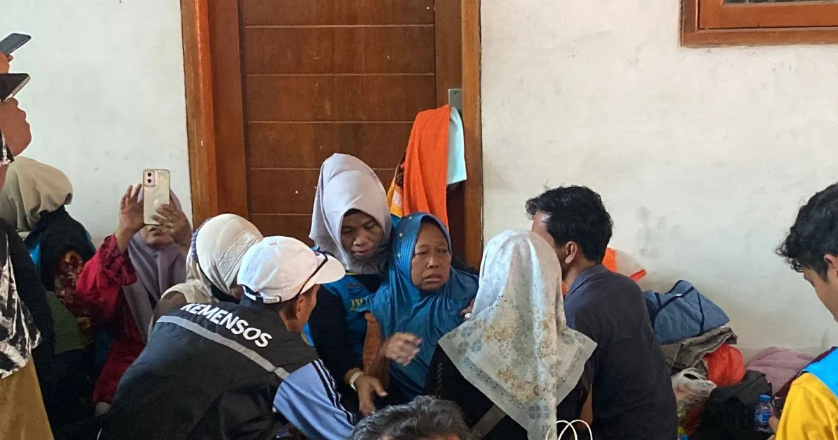 Fase Golden Time Segera Berakhir, Tangis Orangtua Santri Al Khoziny Pecah