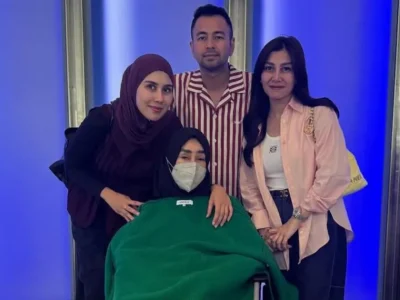 Amy Qanita saat pulang dari rumah sakit. Foto : Instagram/raffinagita1717