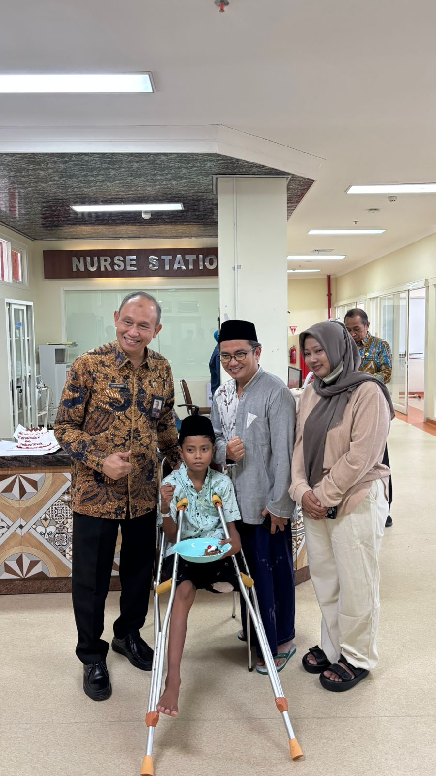 Dokter Atok bersama Haical. Foto: Dok. Nyata
