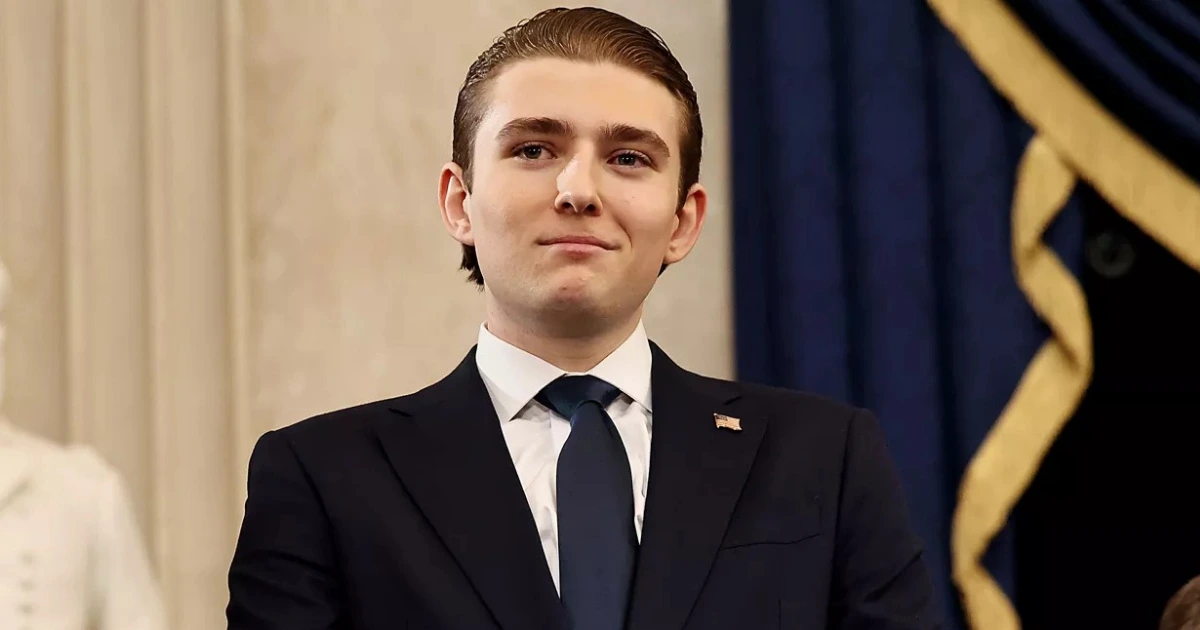 Anak Bungsu Donald Trump, Barron Tutup Gedung Untuk Kencan