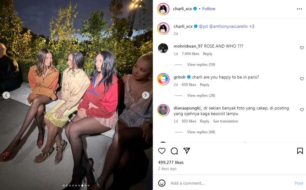 Unggahan Charli XCX yang dinilai rasis terhadap Rose. Foto: Dok. Instagram