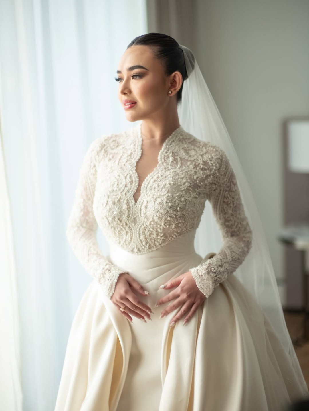 Detail gaun pengantin Amanda Manopo. Foto: Dok. The Bride Story