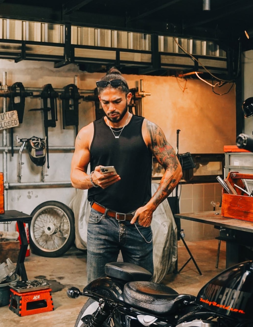 Tubuh kekar dan berotot Jeremiah Lakhwani. Foto: Dok. Instagram @jeremiahlakhwani