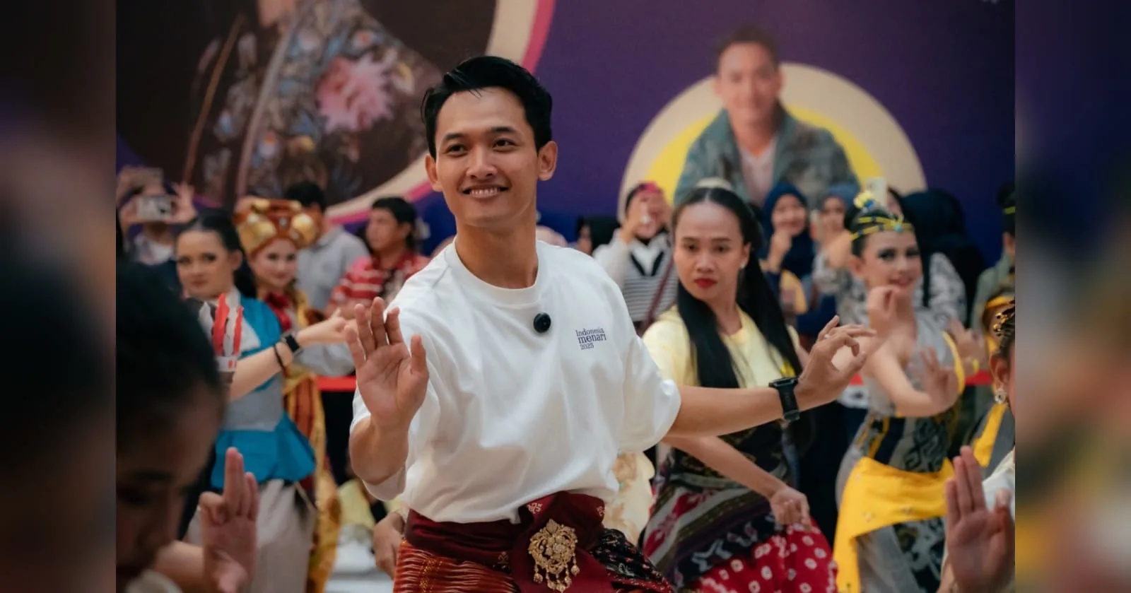Bathara Saverigadi Dewandoro, Koreografer Muda yang Karyanya Ditarikan 8.000 Orang