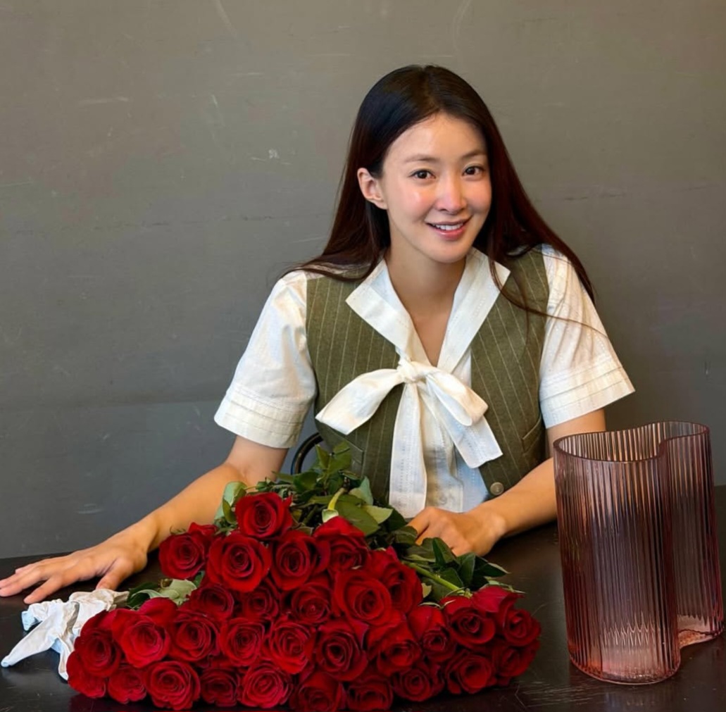 Lee Si Young. Foto: Dok. Instagram @leesiyoung38