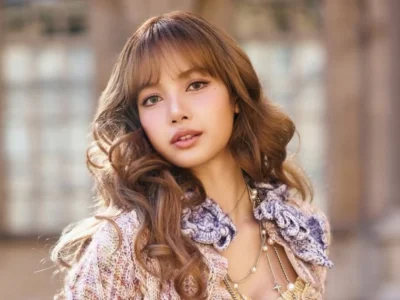 Lisa BLACKPINK tampil cantik di Paris Fashion Week 2025. Foto: Dok. Instagram @lalalalisa_m