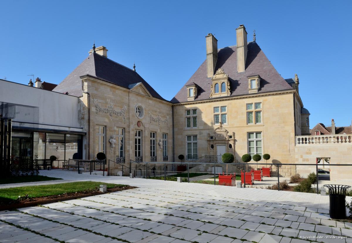  Dok. Musees de Langres