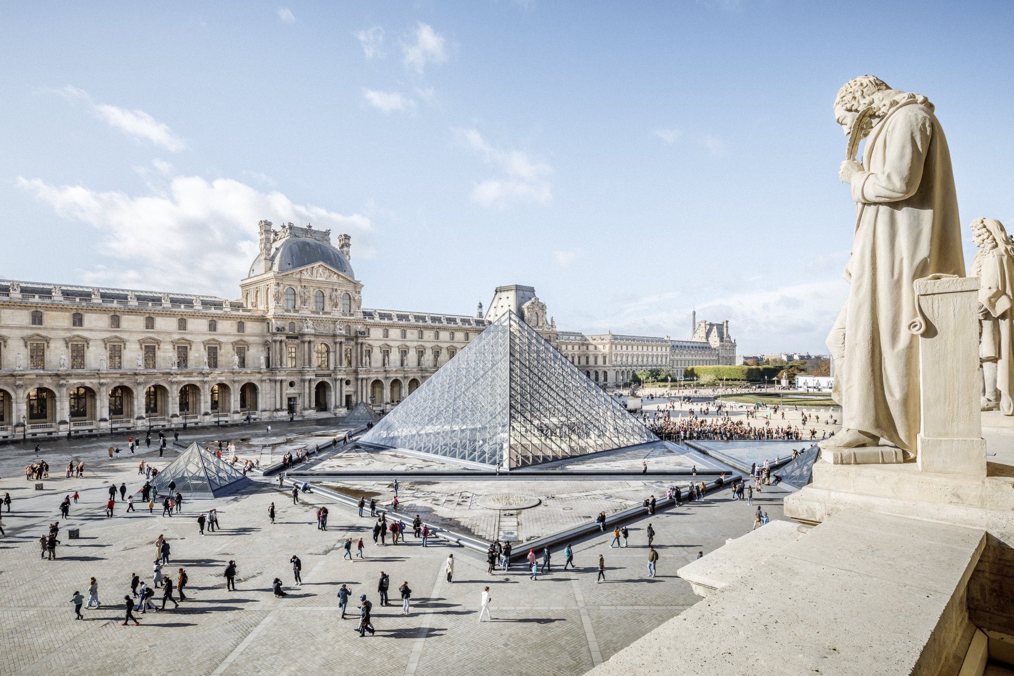 Museum Louvre yang dirampok. Foto: Dok. X @MuseeLouvre