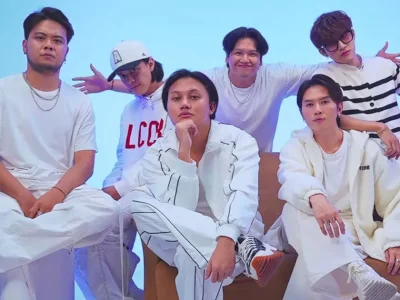 Rizky Febian bersama SMASH. Foto: Dok. YouTube SMASH Official