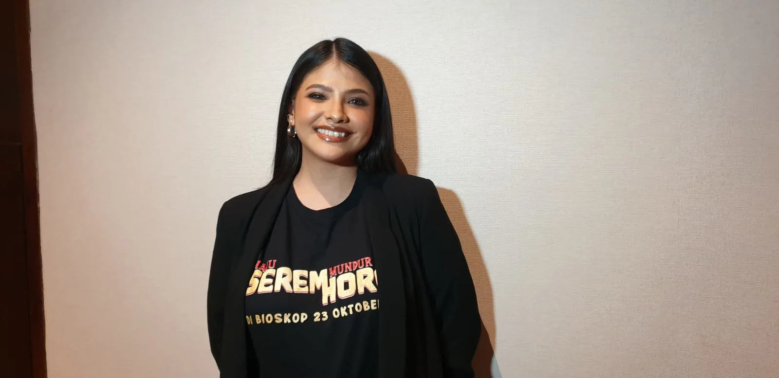 Sara Fajira Kesurupan saat Syuting Film ‘Maju Serem Mundur Horor’