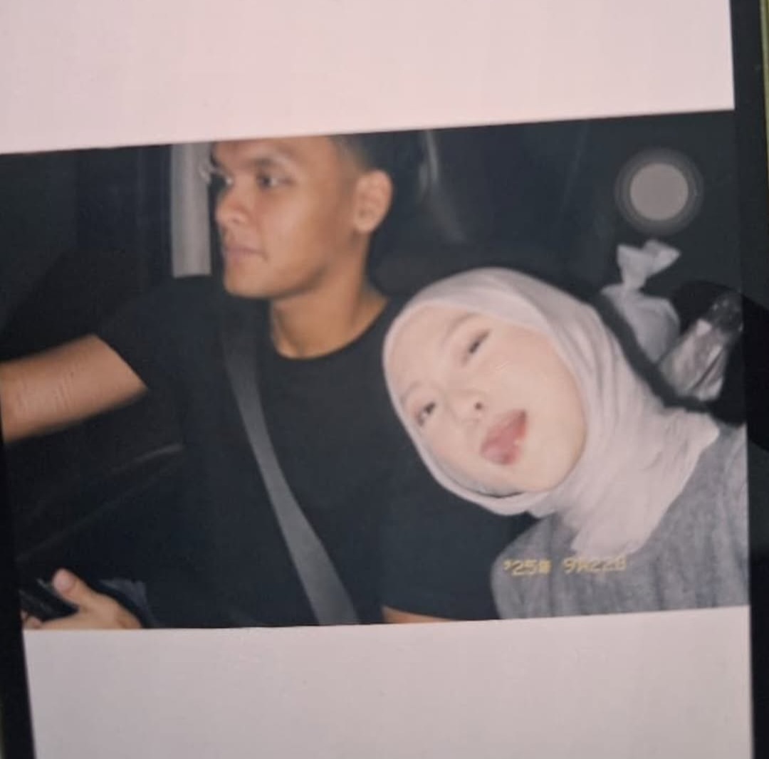 Bukti Jule yang diduga selingkuh. Foto: Dok. Instagram @secretlifeofjuleeee__