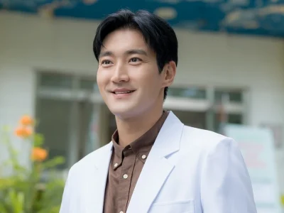 Siwon Super Junior. Foto: Dok. X @SJofficial