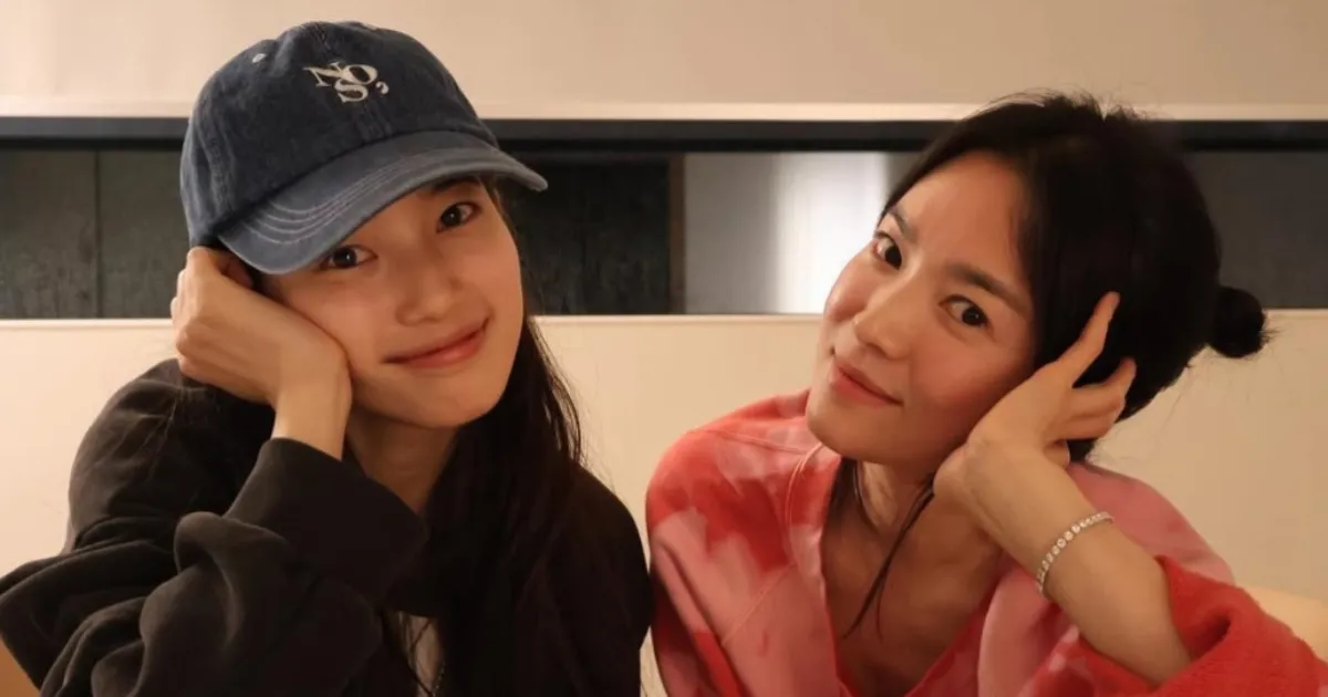 Bestie Banget, Suzy Rayakan Ulang Tahun Bareng Song Hye Kyo