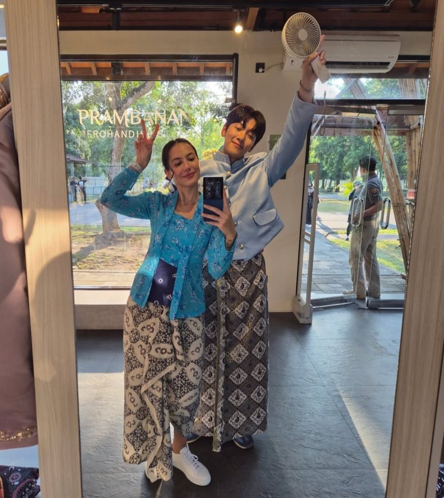 Mirror selfie (Foto: Instagram/pevpearce)
