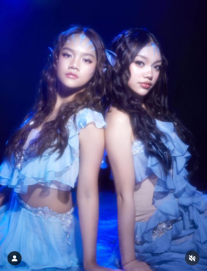 Detail gaun ruffle berwarna biru (Foto: Instagram/naura.ayu)