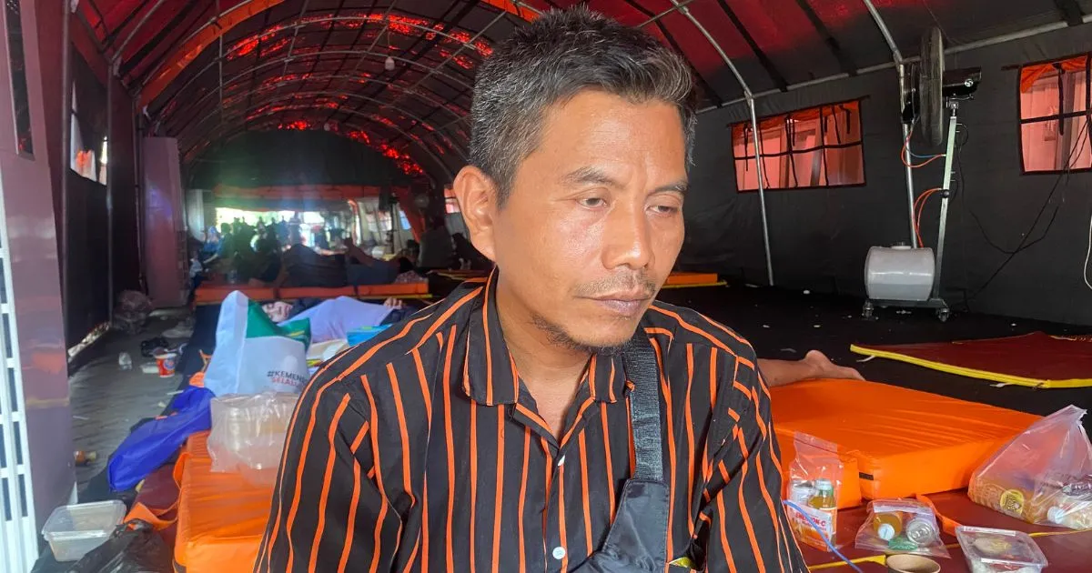 Kisah Pilu Ayah Santri Korban Ambruknya Ponpes Al Khoziny, Dua Minggu Menanti Identifikasi Jenazah Anak