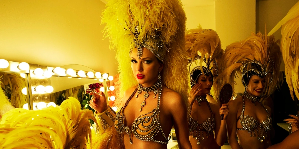 Taylor Swift Tulis Pesan Haru di Hari Perilisan Album ‘The Life of a Showgirl’