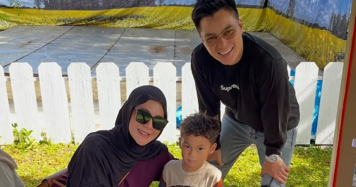 Baim Wong dan Paula Kompak Dampingi Kiano Sekolah