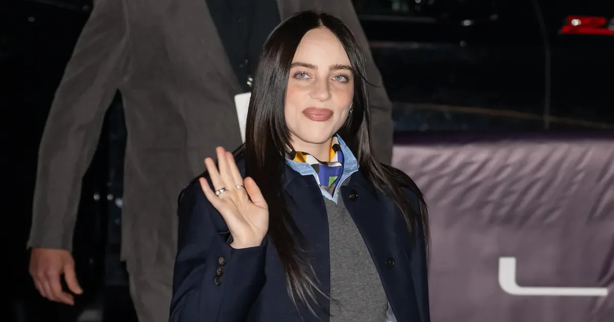 Usai Donasi Rp191 M, Billie Eilish Sentil Miliarder di Depan Mark Zuckerberg