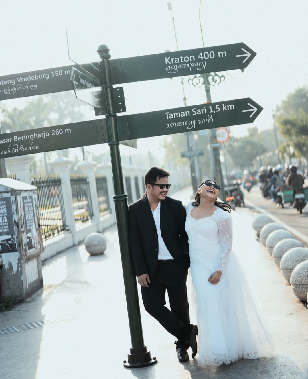 Prewedding di jalanan sekitar Malioboro. Foto: Dok. Instagram @rezaprabowophoto