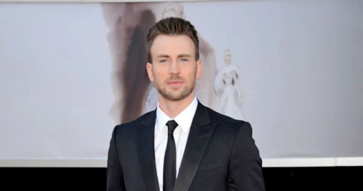Dirumorkan Selingkuh, Ini 5 Film Terbaik Chris Evans