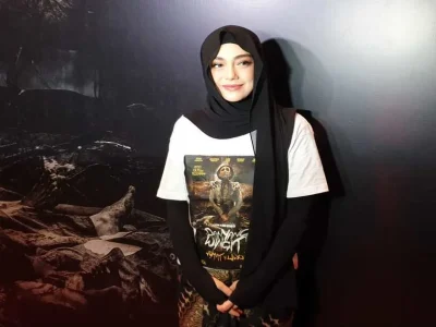 Celine Evangelista, pemeran film 'Danyang Wingit Jumat Kliwon' (Foto: Nyata/Agnes)