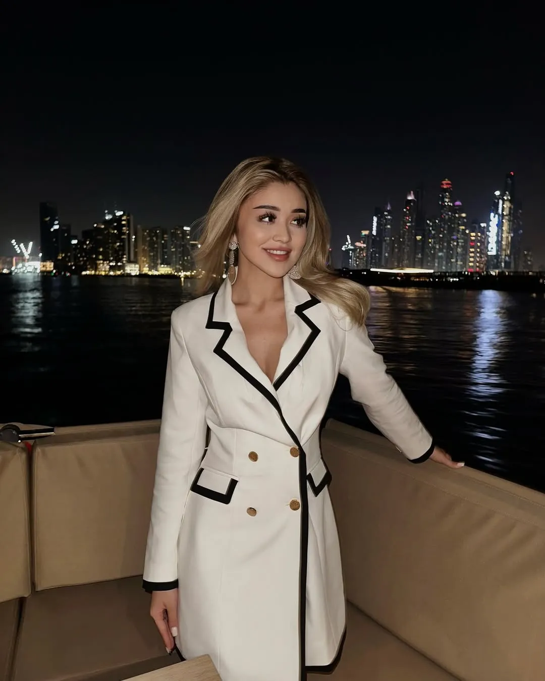 Foto : Instagram/demi.demik