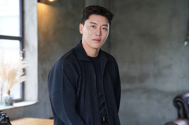 Aktor Eum Moon Suk. Foto: Dok. OSEN