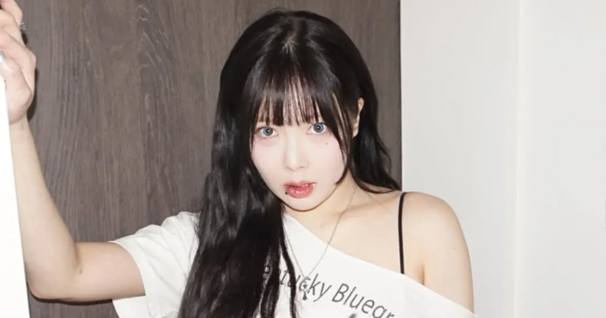 Diduga Jalani Diet Ekstrem, Hyuna Pingsan di Atas Panggung