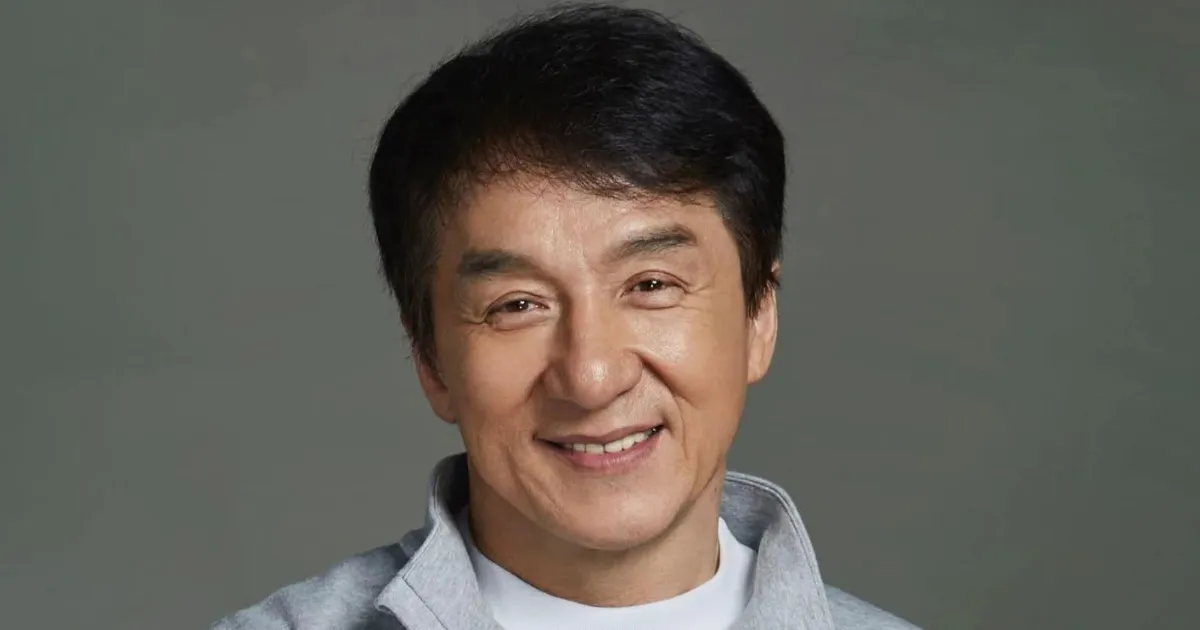 Tujuh Kali, Jackie Chan Kena Hoaks Meninggal Dunia