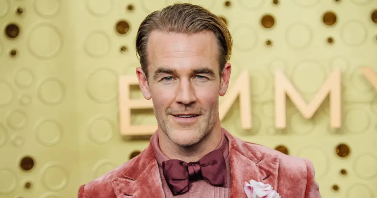 Berjuang Lawan Kanker, Aktor James Van Der Beek Lelang Barang Kesayangan