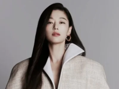 Jun Ji Hyun mengurus rumah tanpa bantuan ART. Foto: Dok. Instagram @ieumhashtag_official