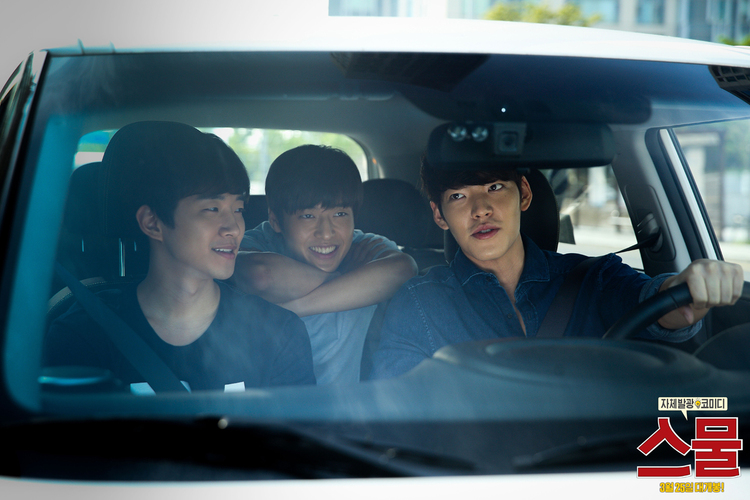 Tiga pemeran film 'Twenty'. Foto: Dok. cine21